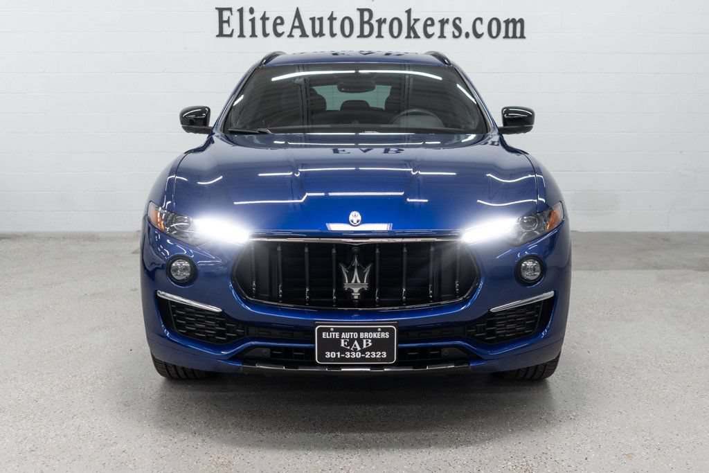 Used 2022 Maserati Levante GT AWD/4WD image 3