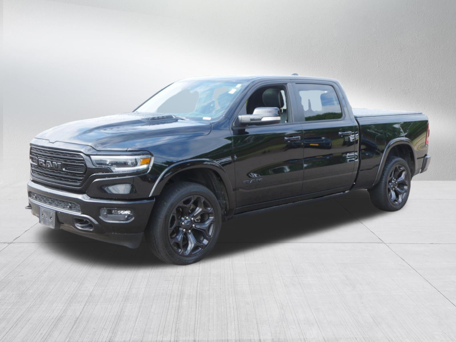 Certified 2020 RAM 1500 Limited w/ Black Appearance Package AWD/4WD image 3