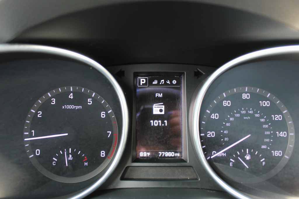 Used 2017 Hyundai Santa Fe Sport AWD/4WD image 15