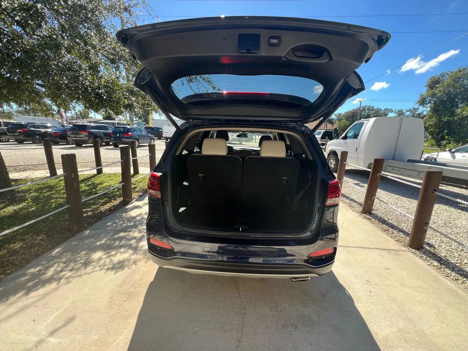 Used 2019 Kia Sorento EX image 9