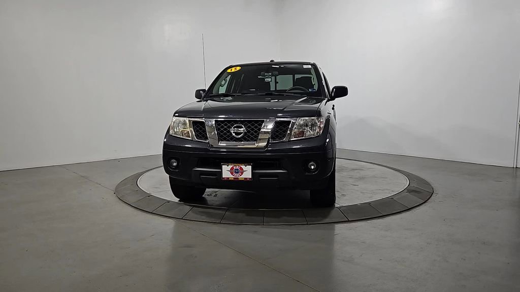 Used 2015 Nissan Frontier SV w/ SV Value Truck Package AWD/4WD image 9
