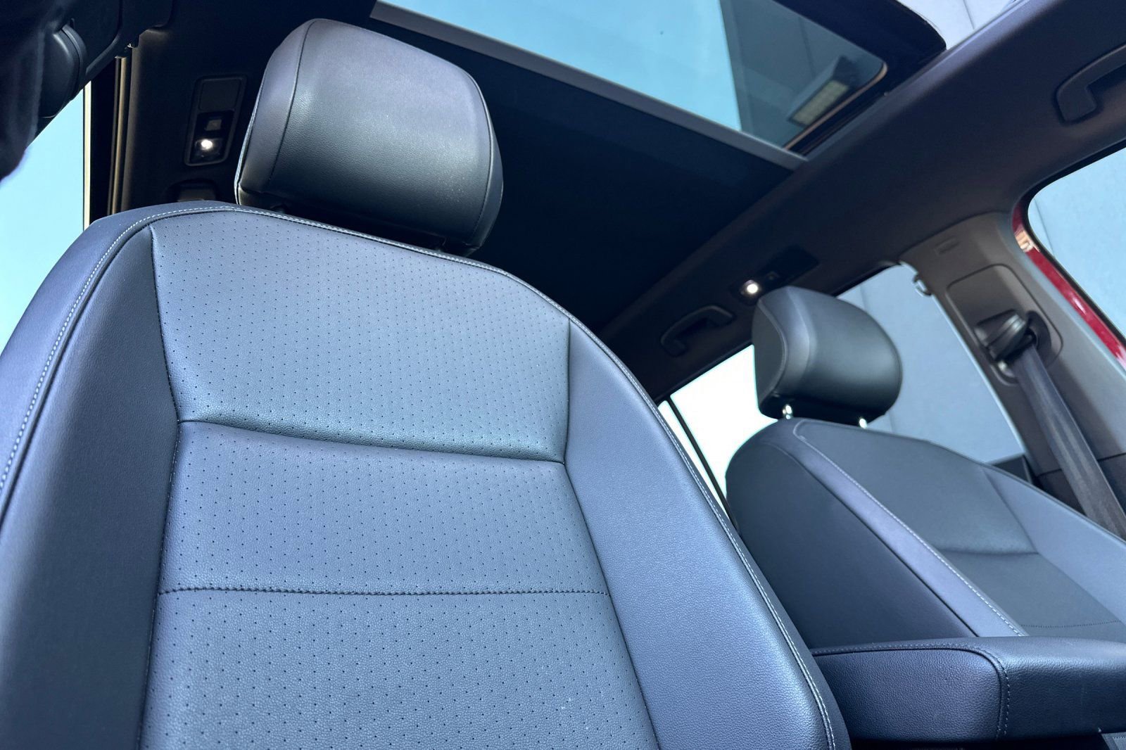 Used 2019 Volkswagen Tiguan SEL R-Line image 21