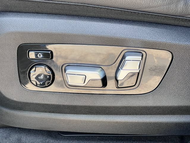 Used 2021 BMW X7 M50i AWD/4WD image 15
