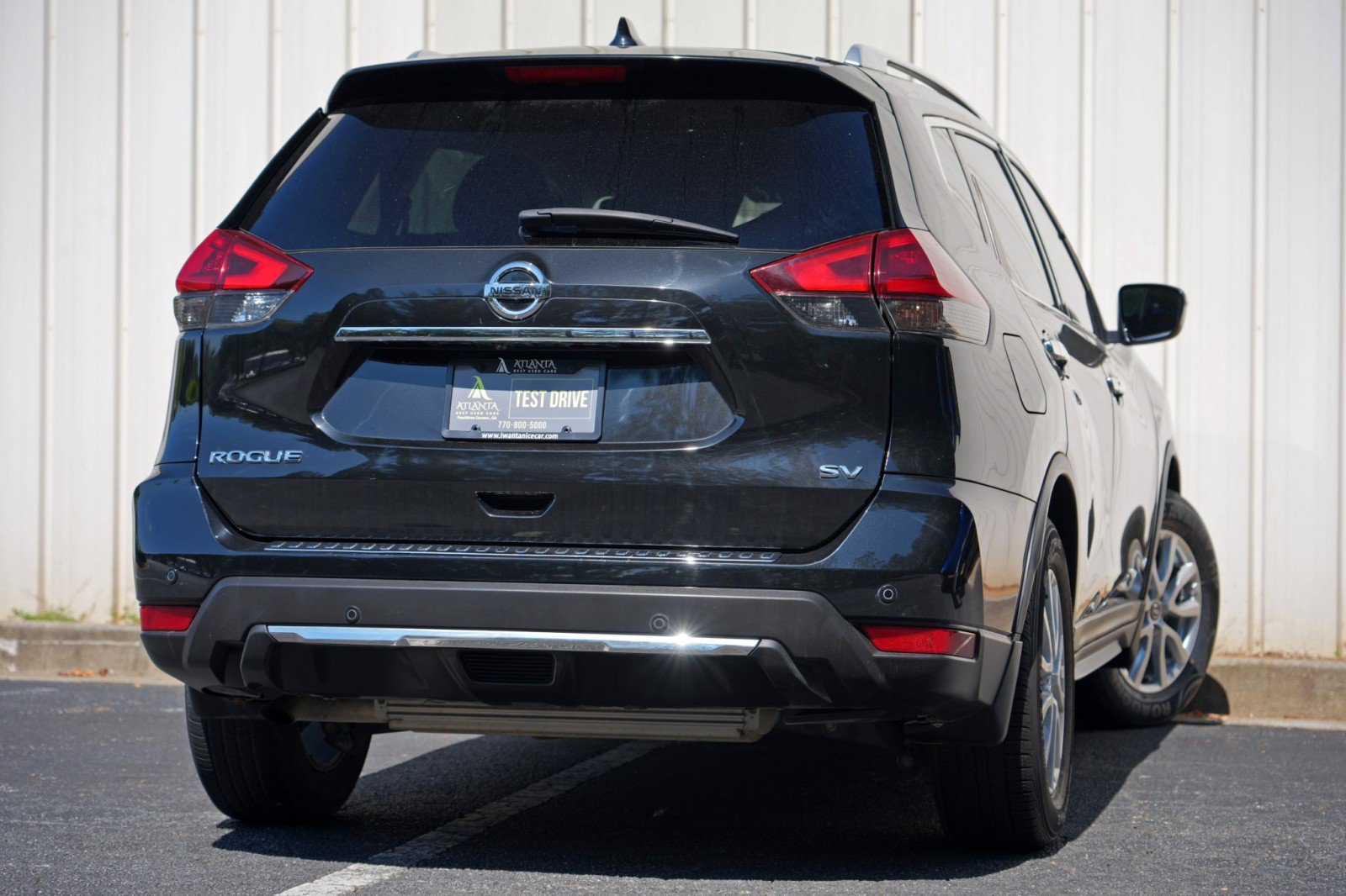 Used 2019 Nissan Rogue SV FWD image 4