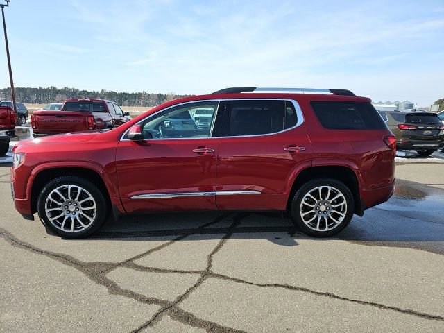 Used 2021 GMC Acadia Denali w/ Denali Technology Package image 2