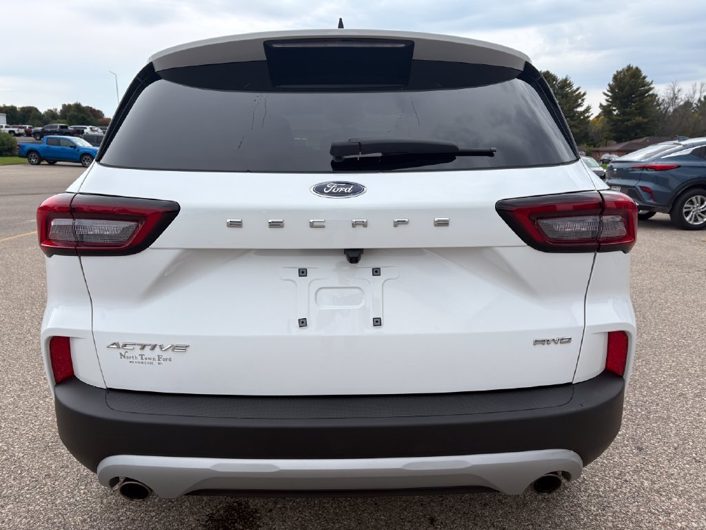 Used 2024 Ford Escape Active AWD/4WD image 8