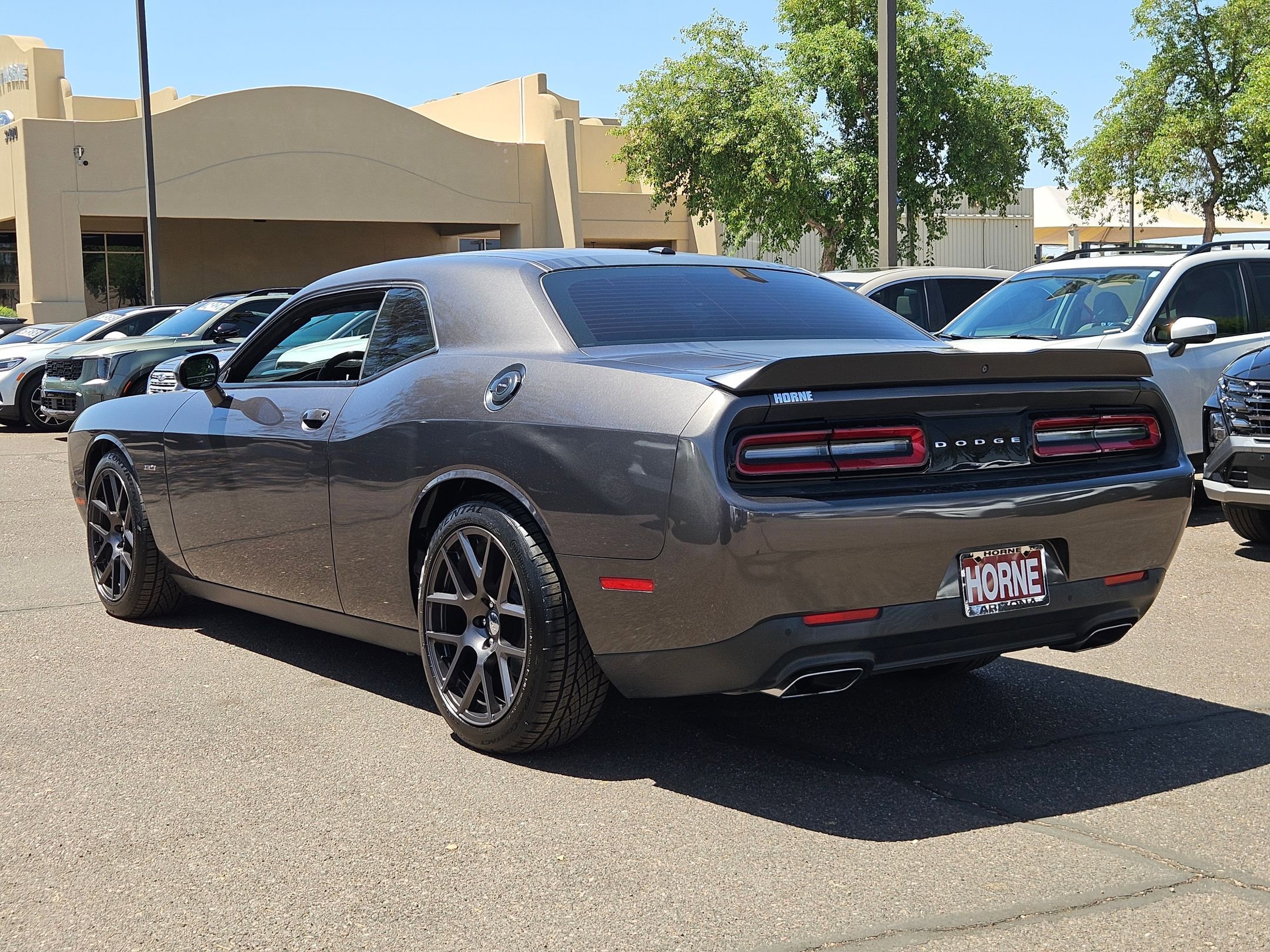Used 2016 Dodge Challenger R/T RWD image 7