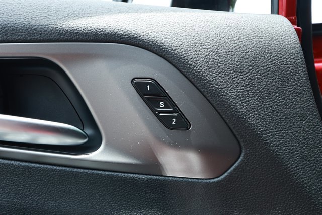 New 2027 Chrysler Pacifica Select FWD image 21