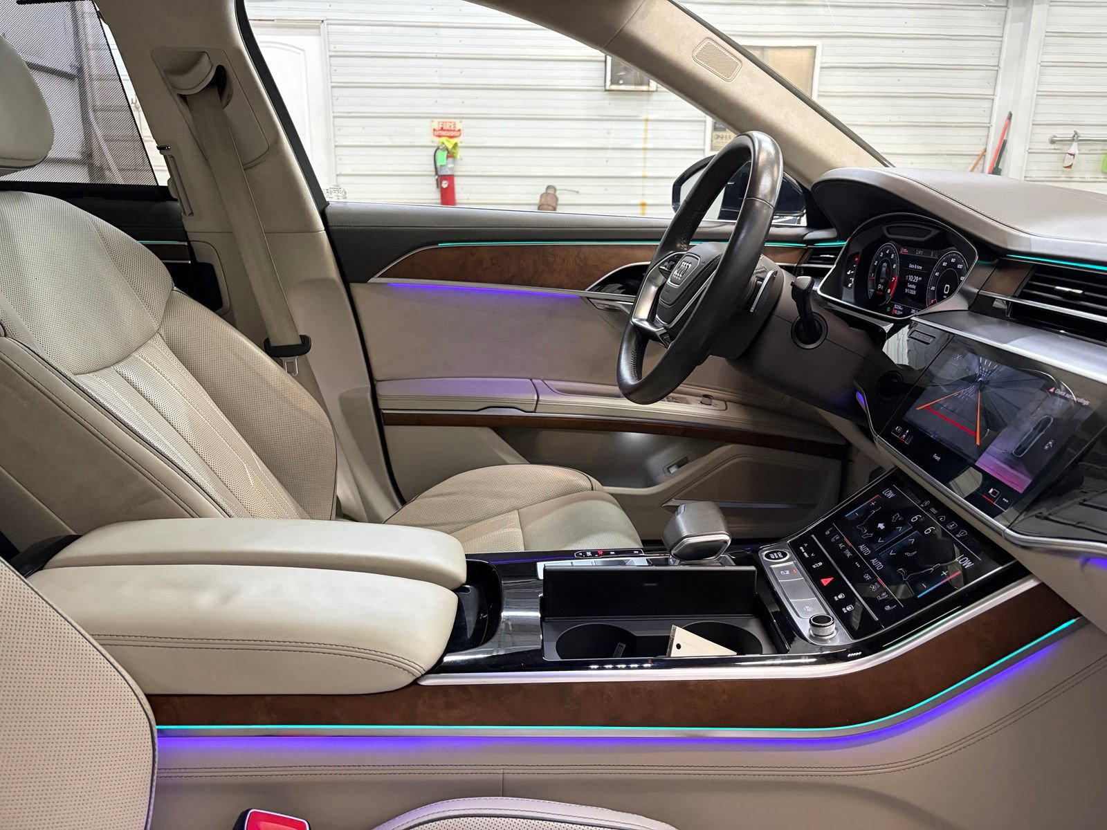 Used 2021 Audi A8 L 4.0T w/ Luxury Package AWD/4WD image 29