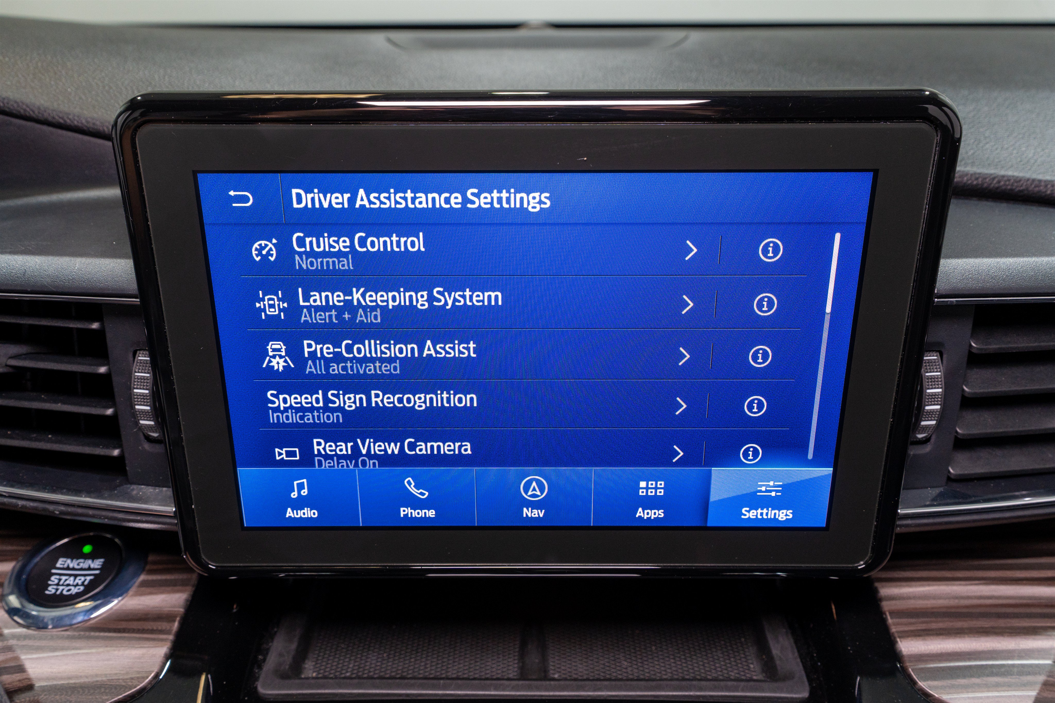 Used 2021 Ford Explorer Limited w/ Equipment Group 301A RWD image 21