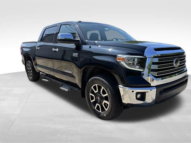 Used 2018 Toyota Tundra Limited w/ Limited Premium Package AWD/4WD image 4