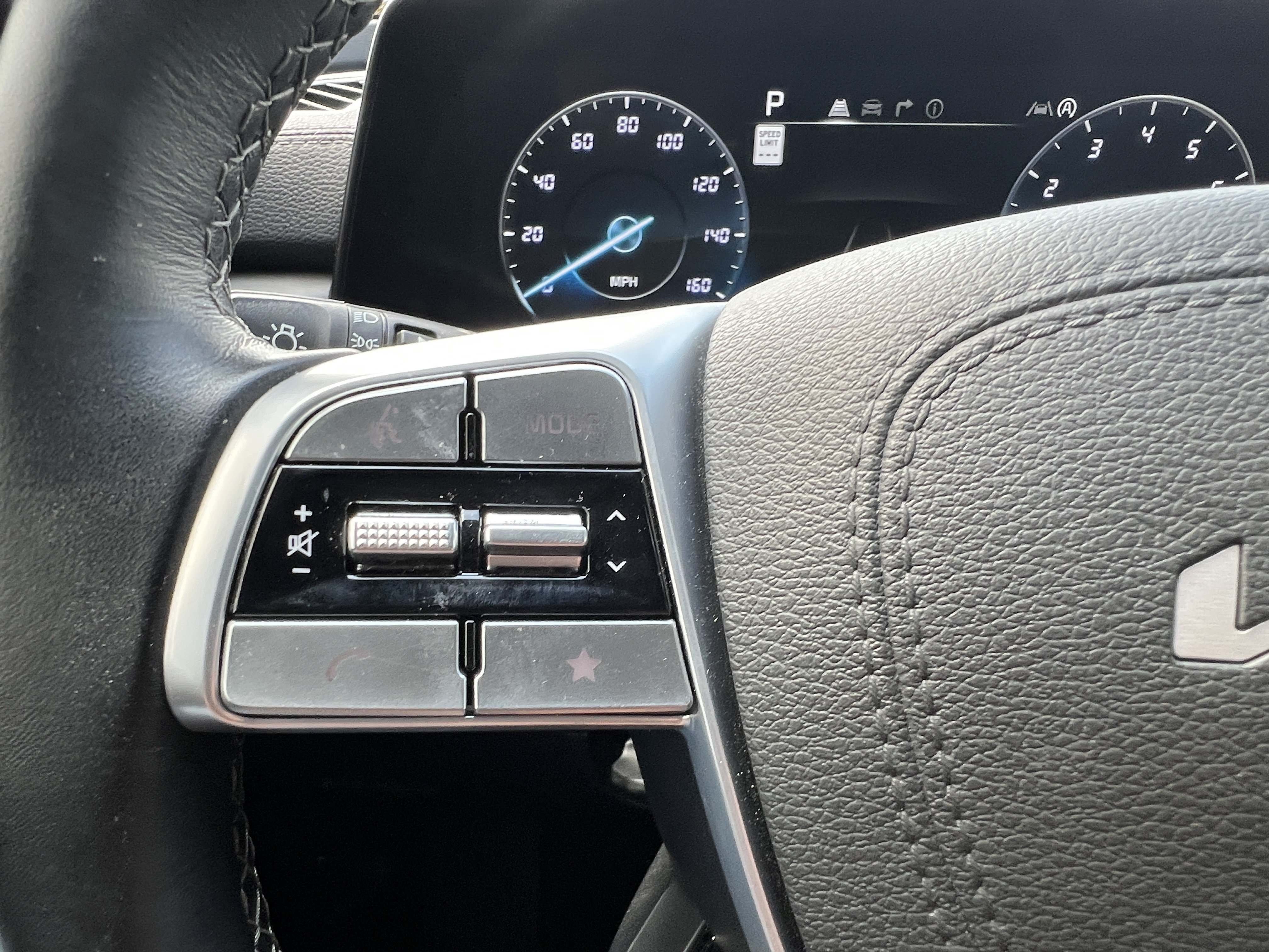 Certified 2025 Kia Telluride SX Prestige X-Line AWD/4WD image 27