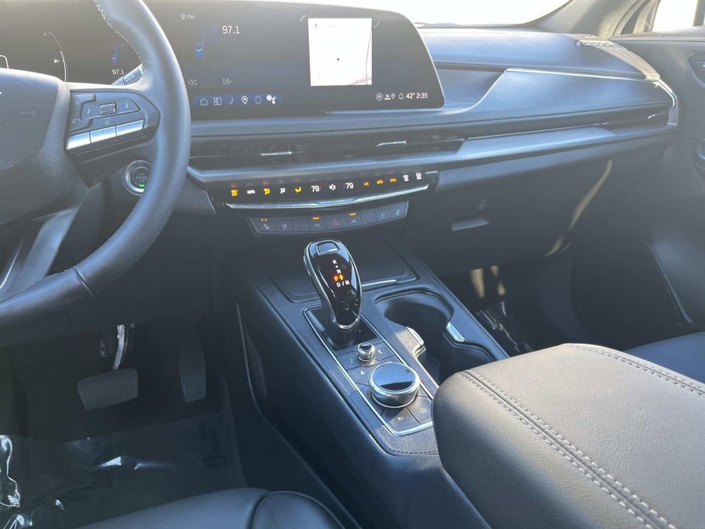 Certified 2025 Cadillac XT4 Premium Luxury w/ Technology Package image 15