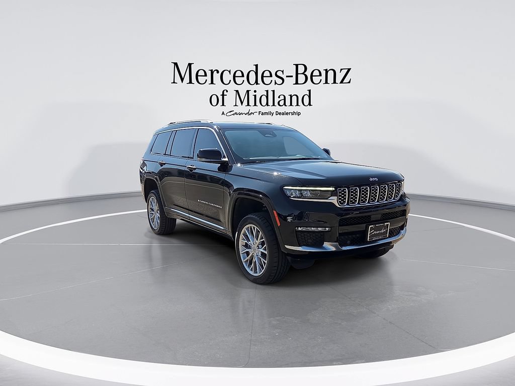 Used 2023 Jeep Grand Cherokee L Summit w/ Advanced Protech Group IV AWD/4WD image 2