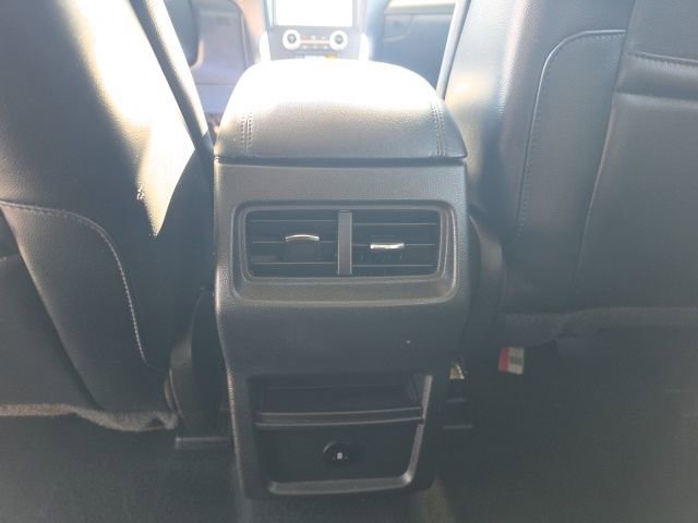 Used 2023 Ford Edge SEL image 29