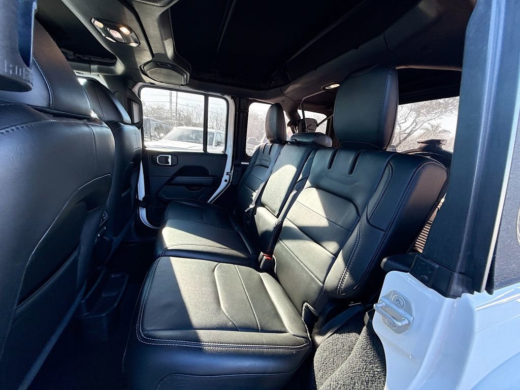 Used 2023 Jeep Wrangler Unlimited Sahara w/ Cold Weather Group image 27