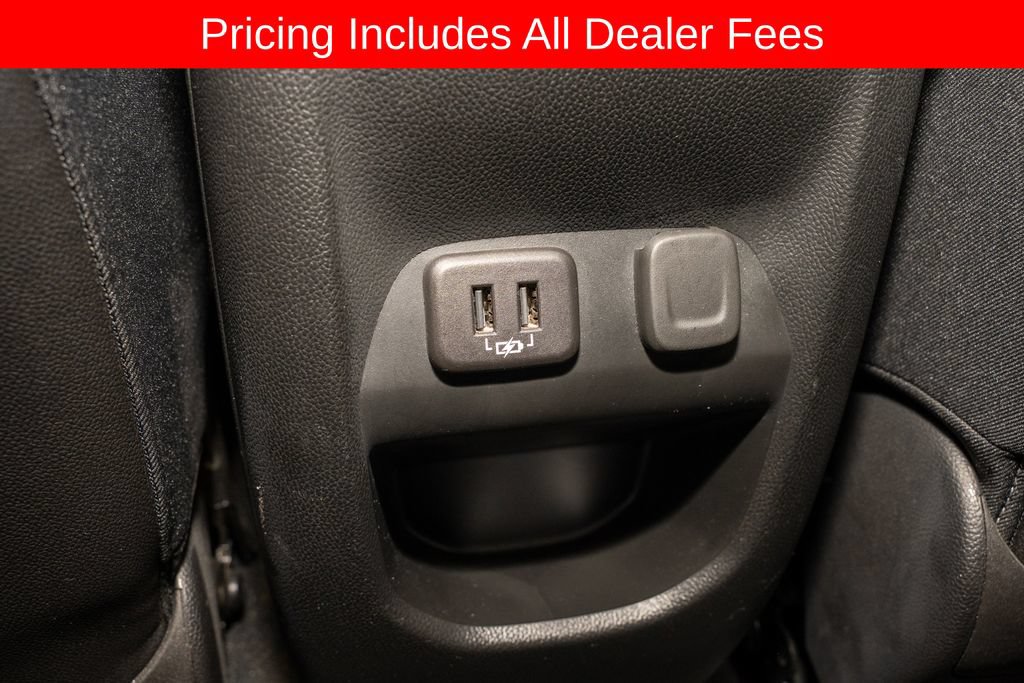 Used 2021 Chevrolet Colorado Z71 AWD/4WD image 7