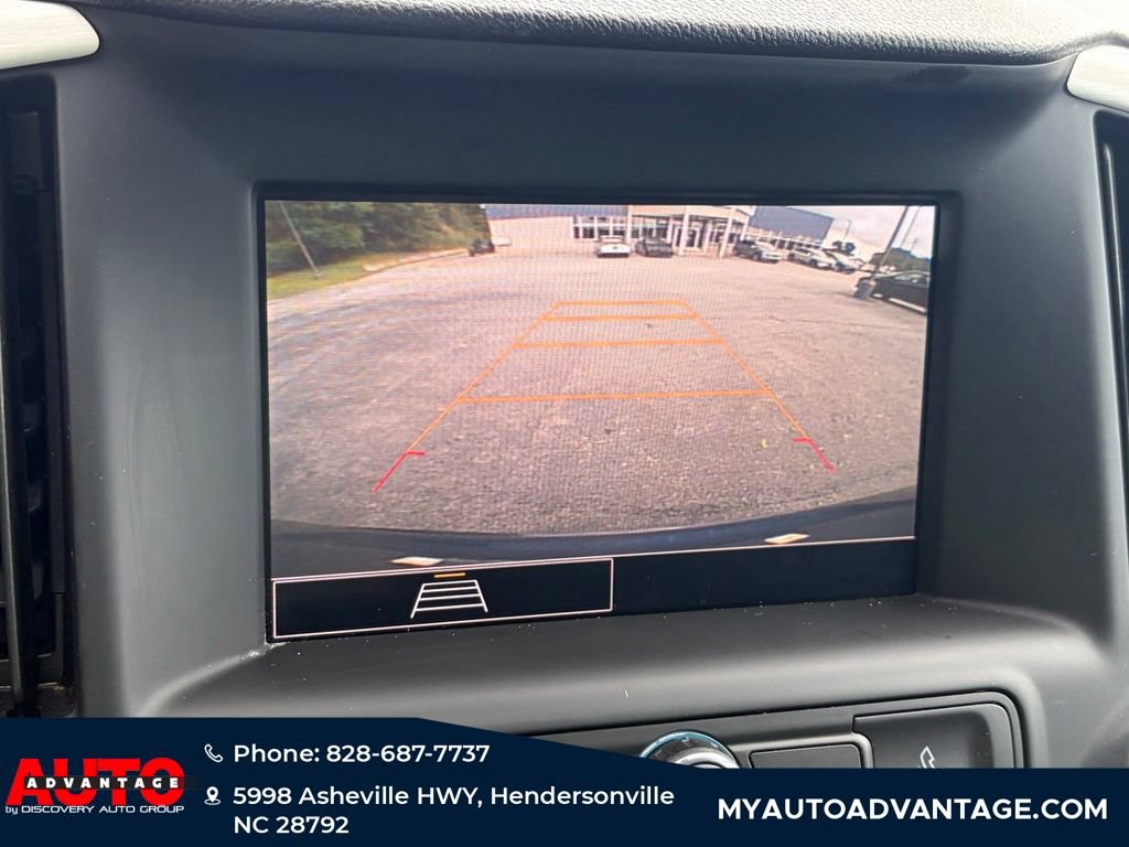 Used 2024 GMC Terrain SLE AWD/4WD image 11
