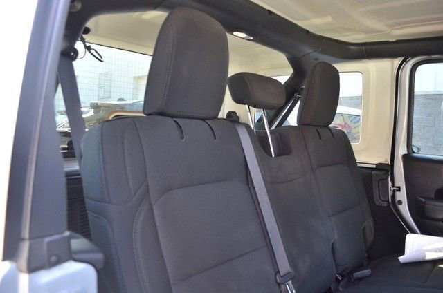 Used 2022 Jeep Wrangler Unlimited Sport image 36