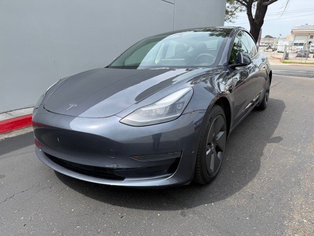 Used 2023 Tesla Model 3 Standard Range RWD image 1