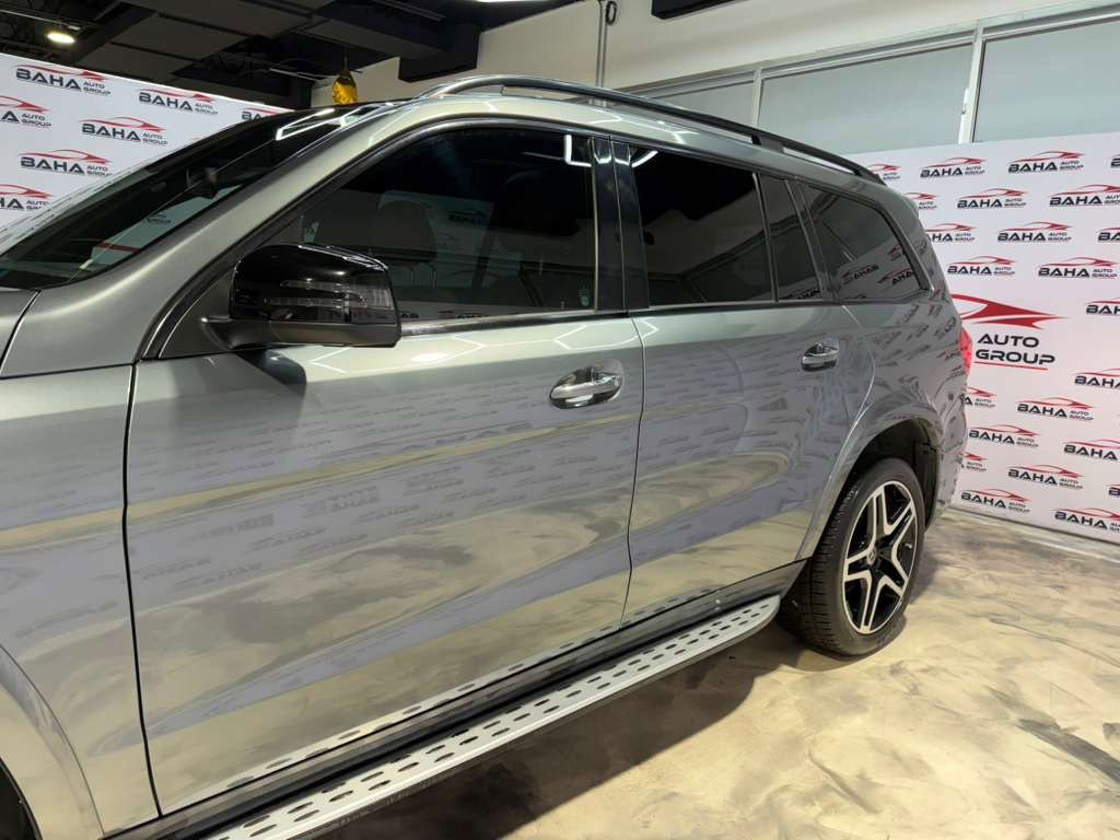 Used 2018 Mercedes-Benz GLS 550 4MATIC w/ Offroad Package image 7