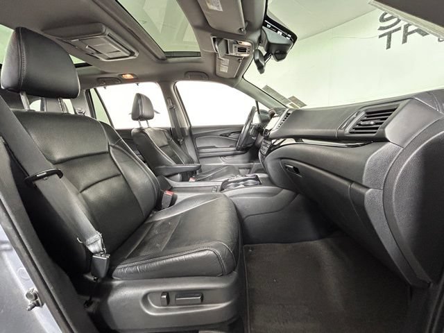 Used 2016 Honda Pilot Elite image 11