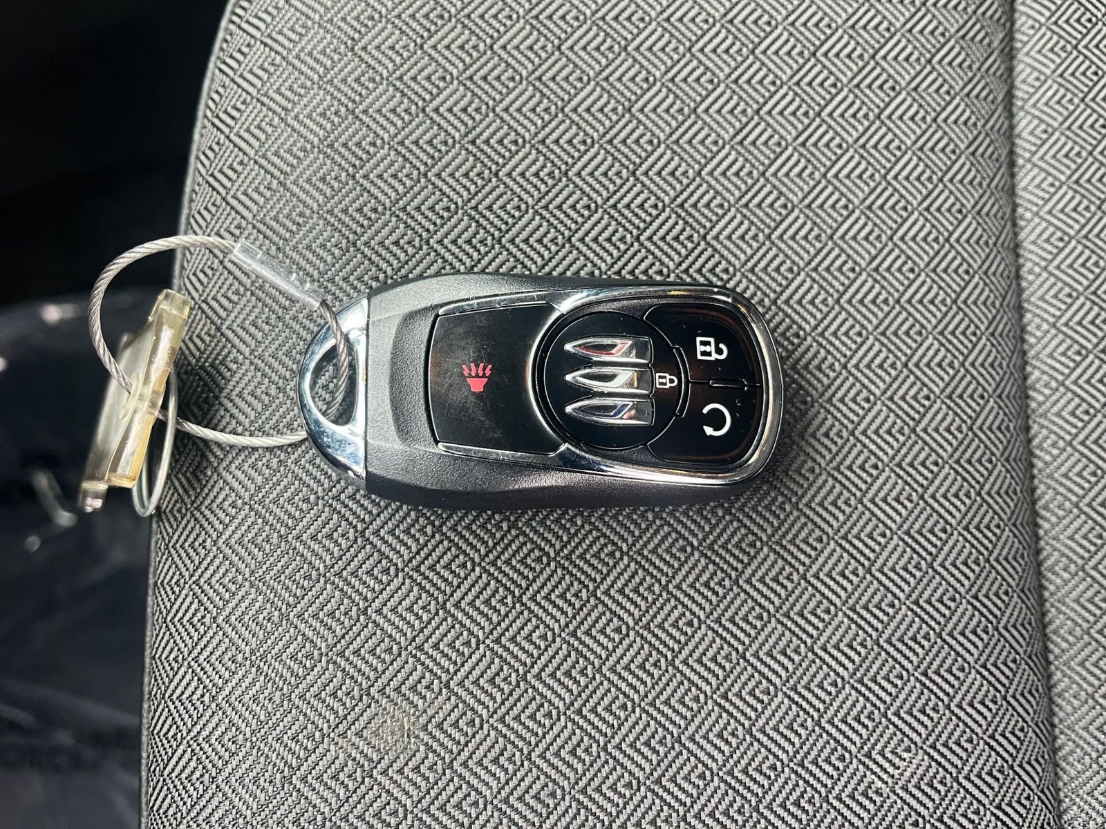 Used 2025 Buick Encore GX Preferred image 18