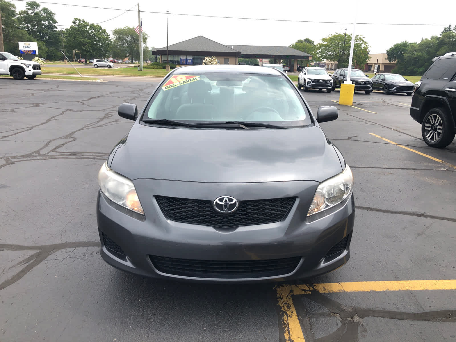 Used 2010 Toyota Corolla LE FWD image 2