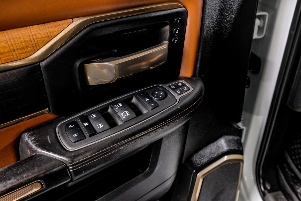 Used 2023 RAM 3500 Limited AWD/4WD image 35