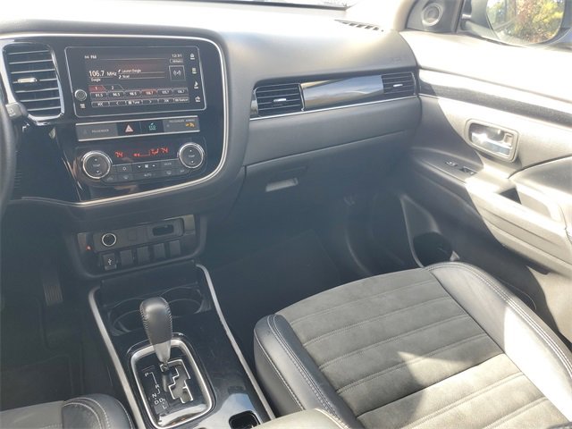 Used 2019 Mitsubishi Outlander SE image 12