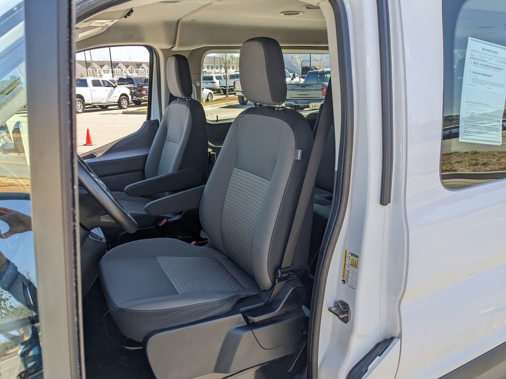 Used 2023 Ford Transit 350 XLT image 35