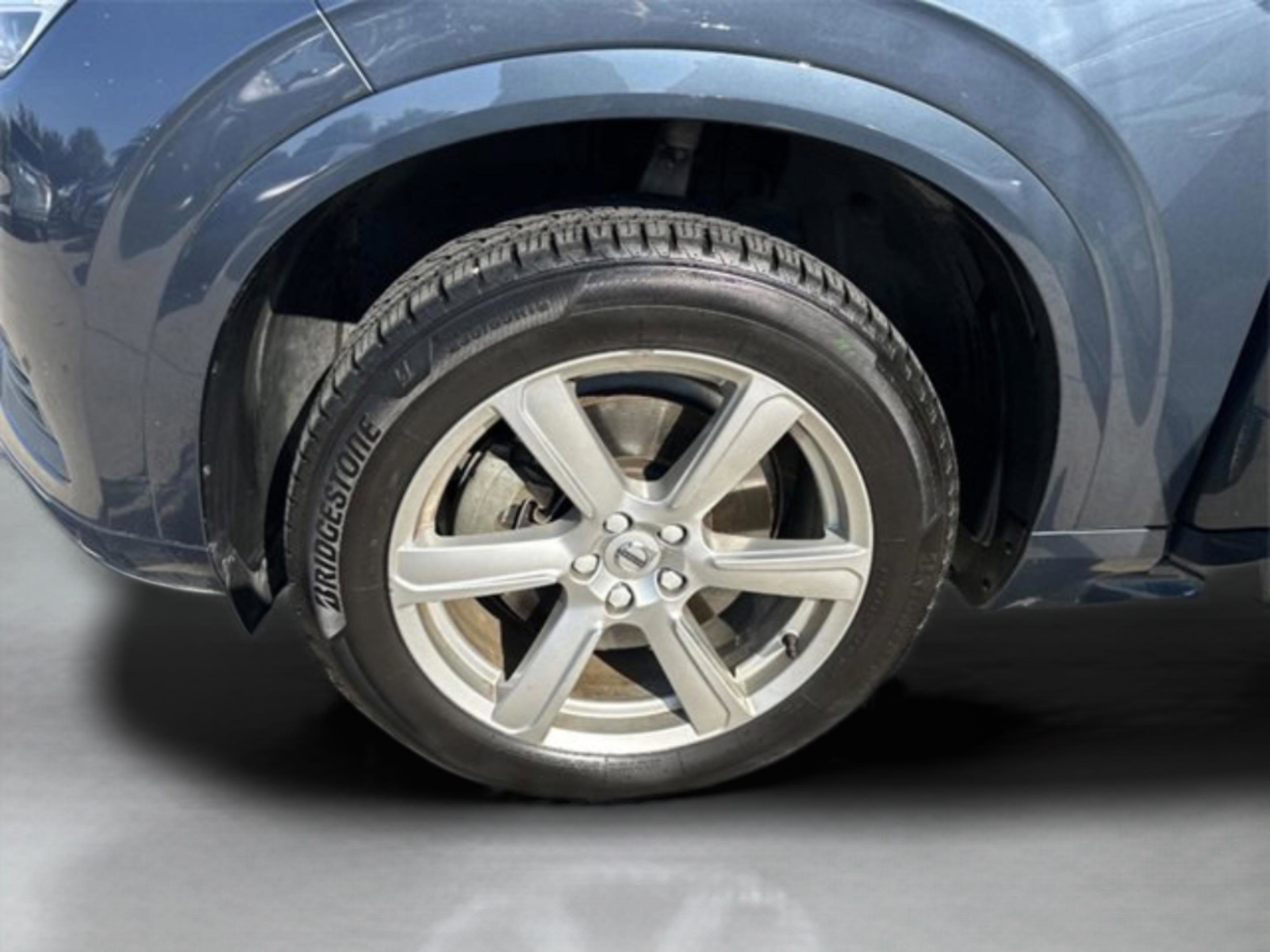 Used 2023 Volvo XC90 B5 Core image 24