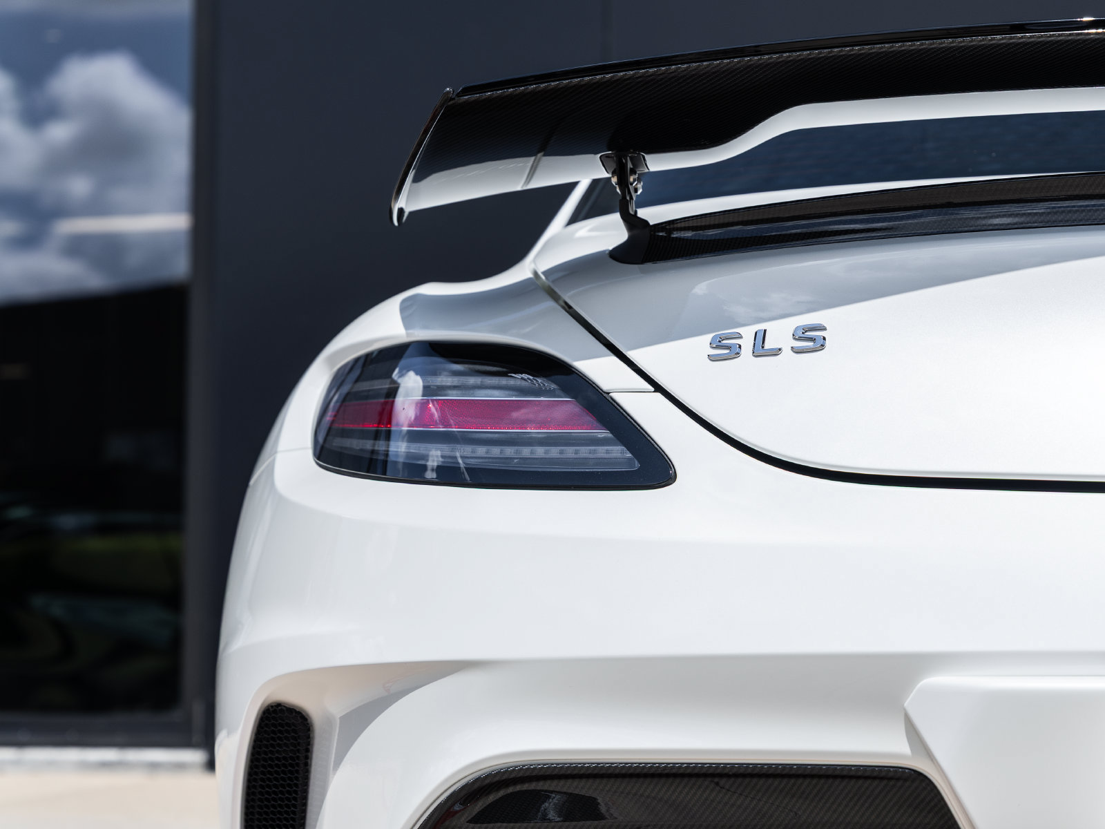 Used 2014 Mercedes-Benz SLS AMG Black Series image 14