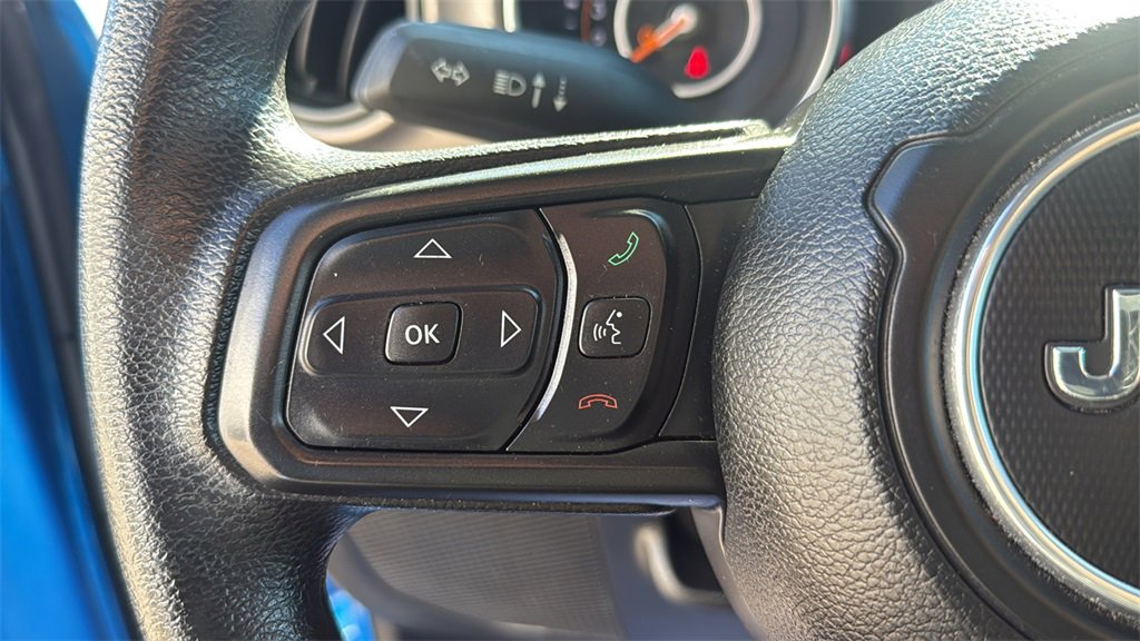 Used 2020 Jeep Gladiator Sport image 22