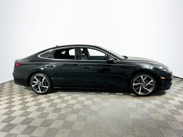 Used 2021 Hyundai Sonata SEL Plus FWD image 2