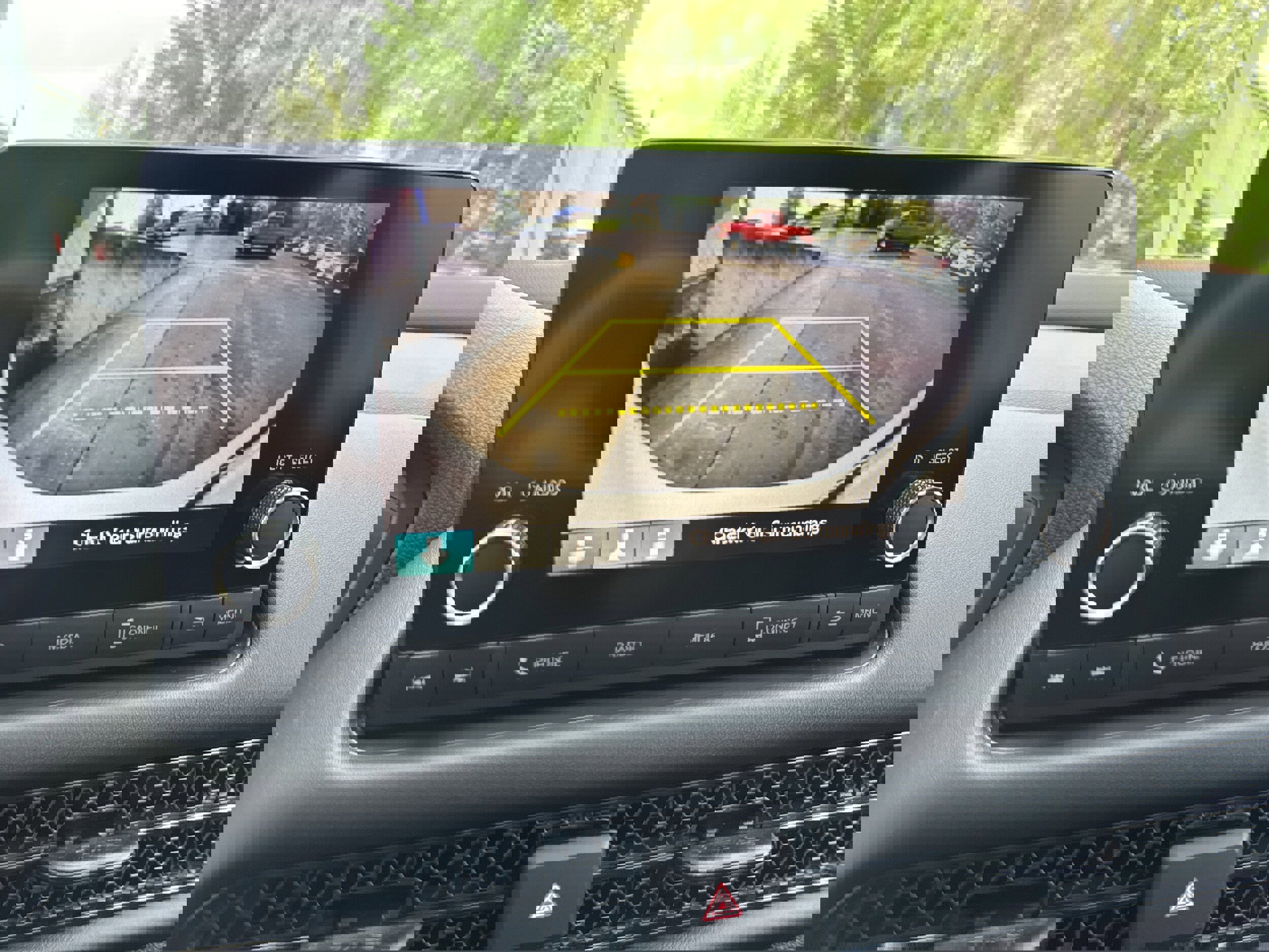 Used 2023 Honda HR-V LX image 15