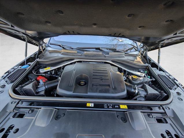 Used 2023 Land Rover Range Rover SE image 24