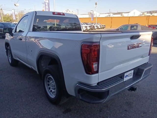 Used 2023 GMC Sierra 1500 Pro w/ Convenience Package image 5