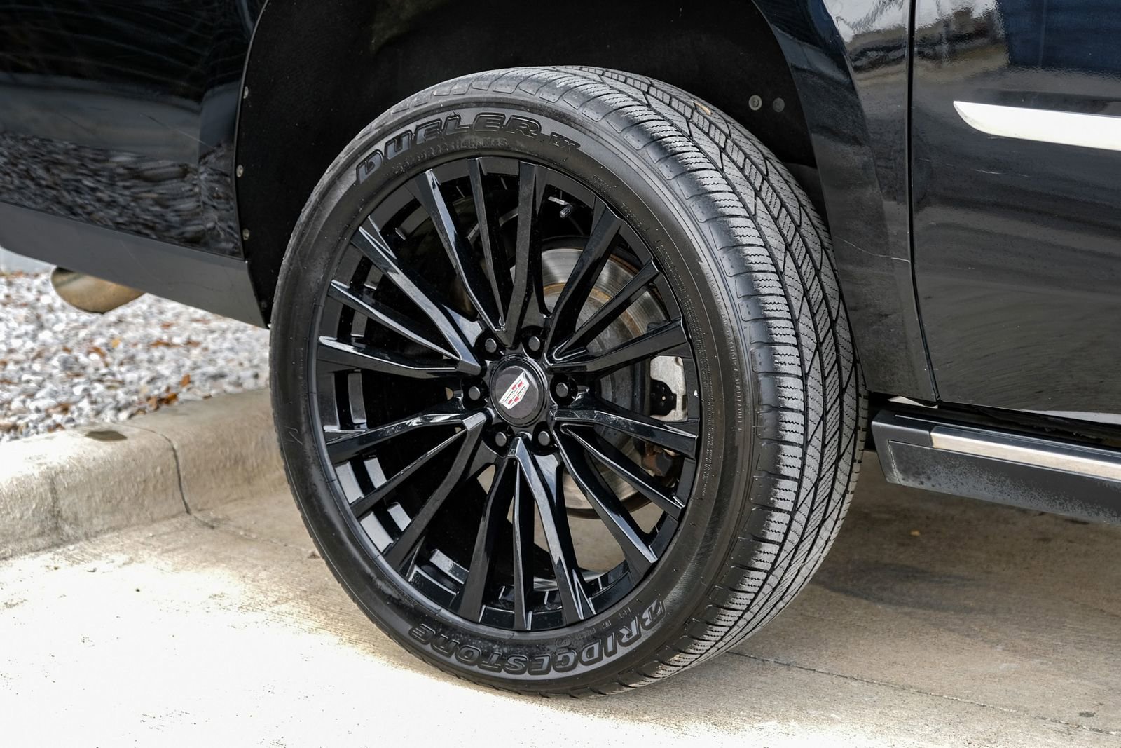 Used 2019 Cadillac Escalade ESV Platinum image 48