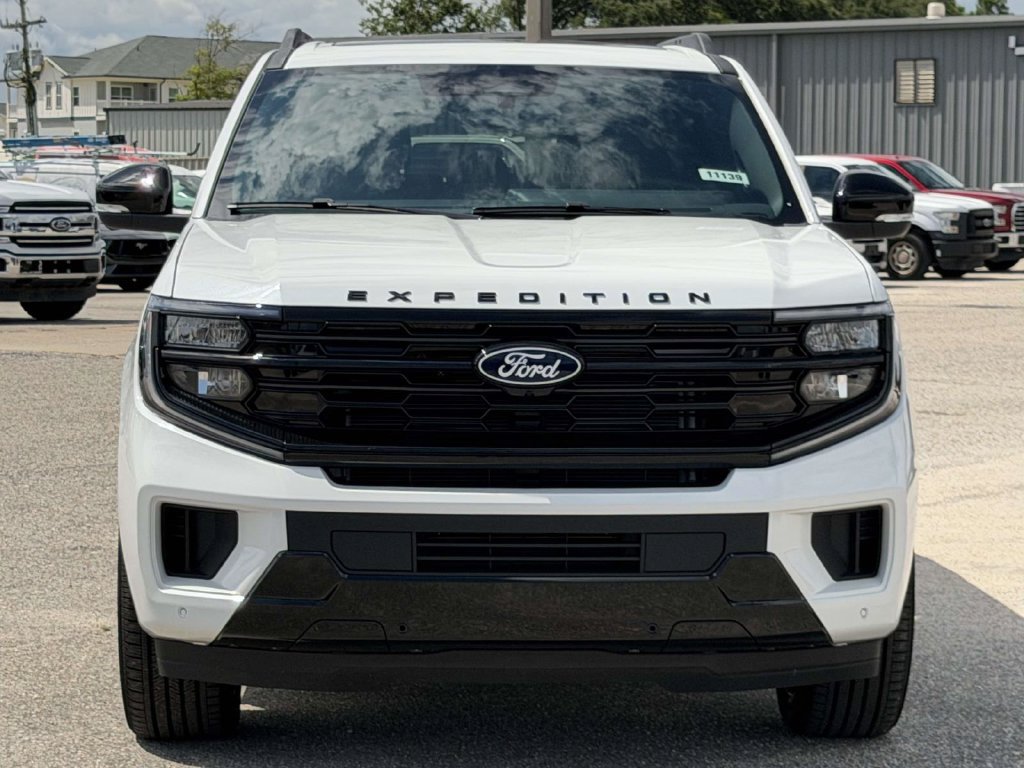 New 2027 Ford Expedition Max Platinum w/ Stealth Performance Package AWD/4WD image 2
