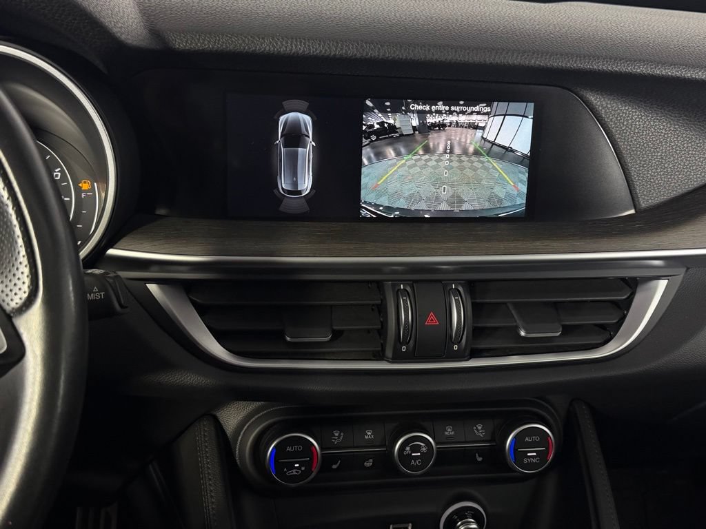Used 2023 Alfa Romeo Stelvio Ti AWD/4WD image 23