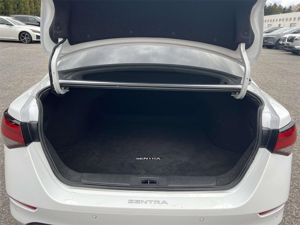 Used 2025 Nissan Sentra SV w/ All-Weather Package image 10