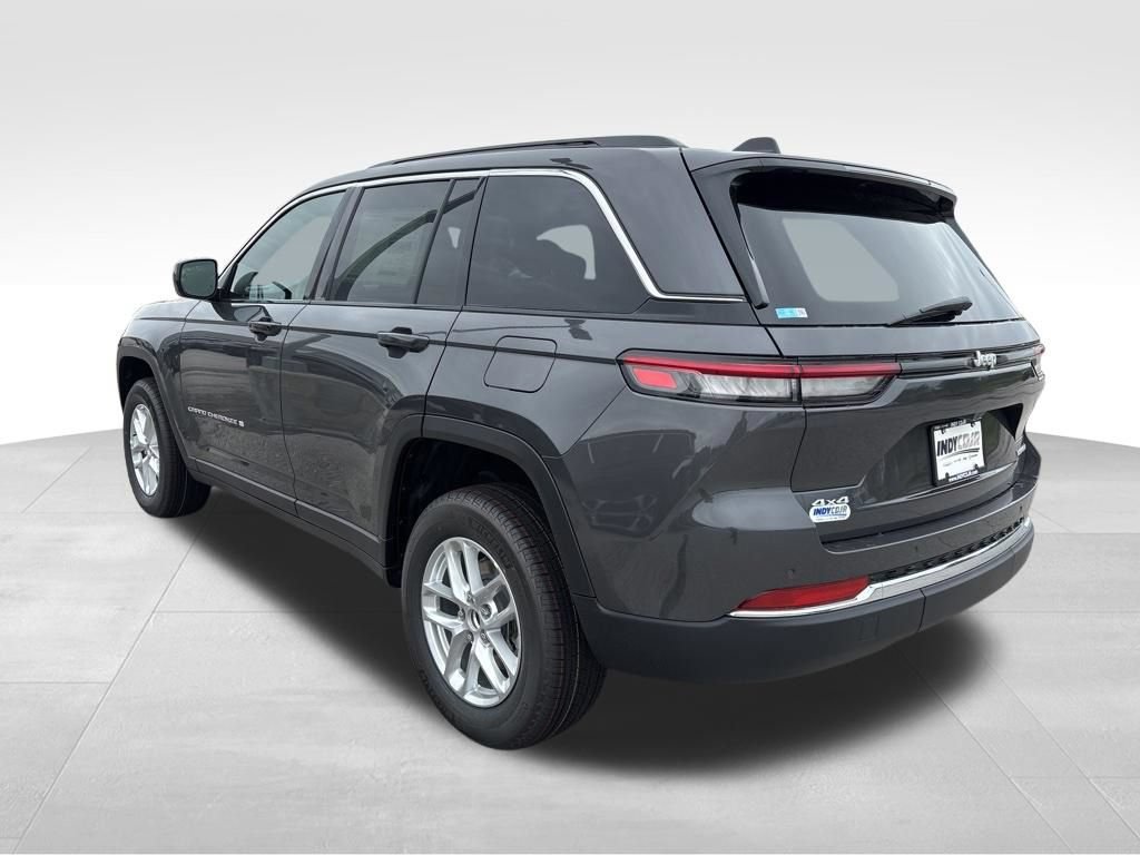 New 2026 Jeep Grand Cherokee Laredo AWD/4WD image 6