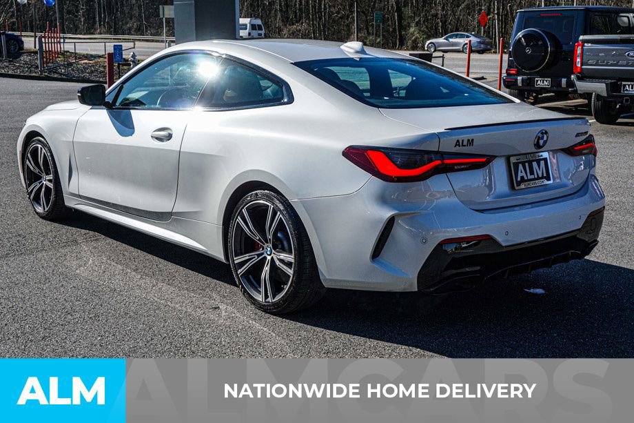 Used 2023 BMW M440i M440i w/ Premium Package image 4