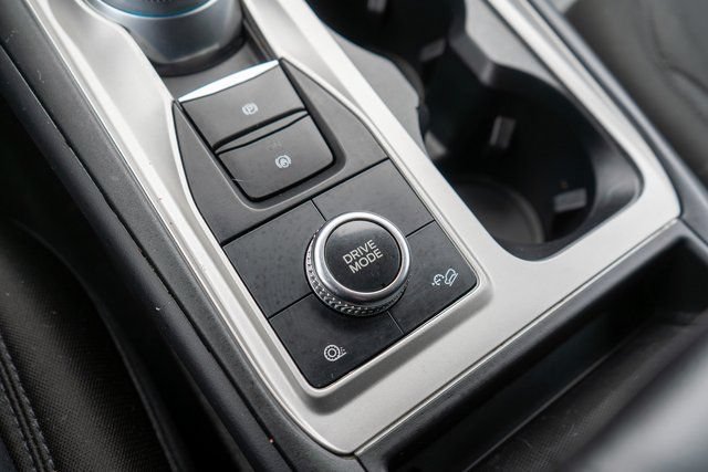 Used 2023 Ford Explorer XLT AWD/4WD image 29