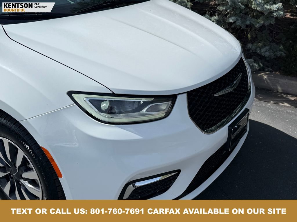Used 2024 Chrysler Pacifica Select image 14