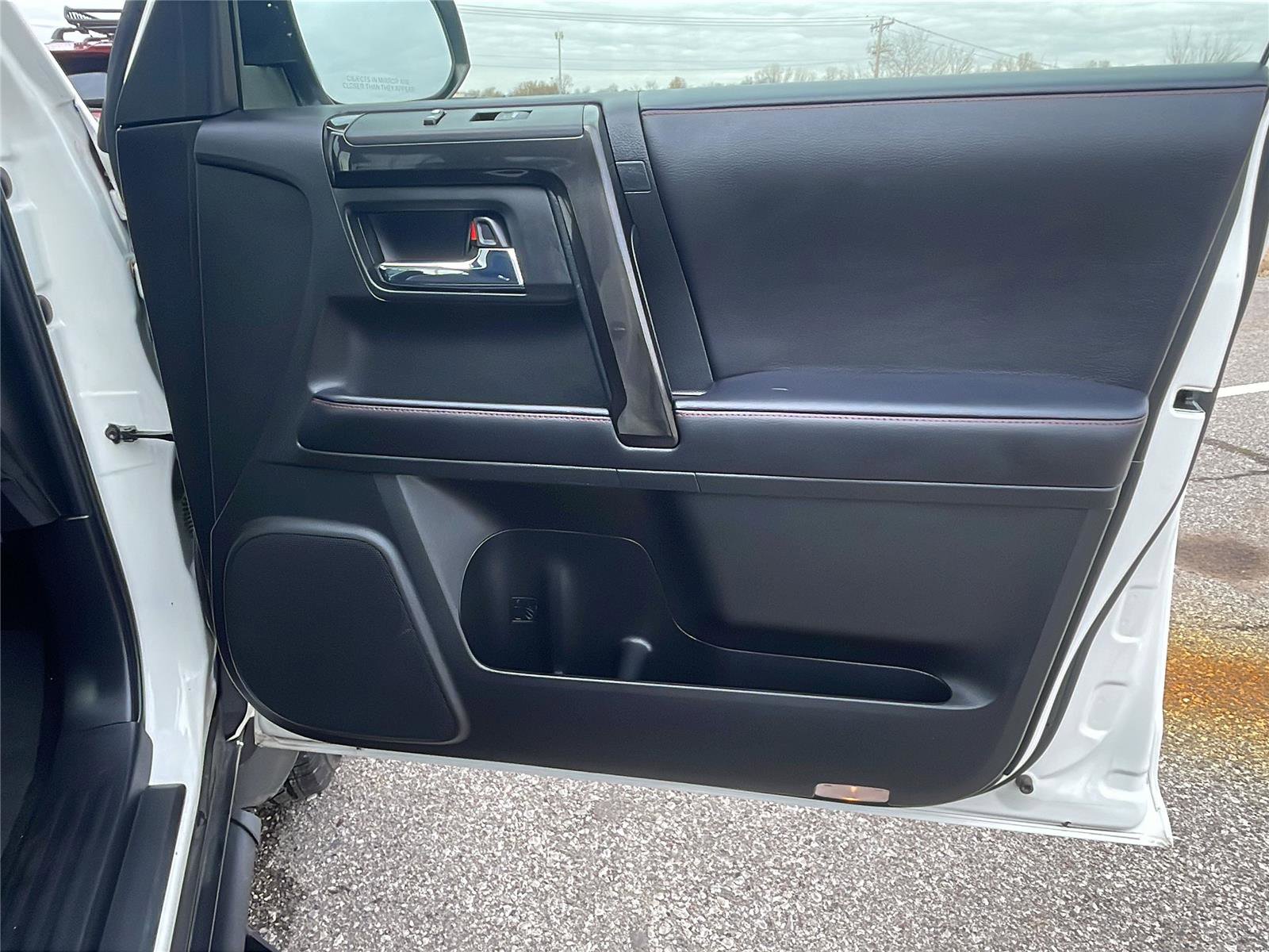 Used 2020 Toyota 4Runner TRD Off-Road Premium image 13