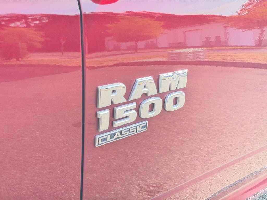 Used 2022 RAM 1500 Classic SLT AWD/4WD image 32