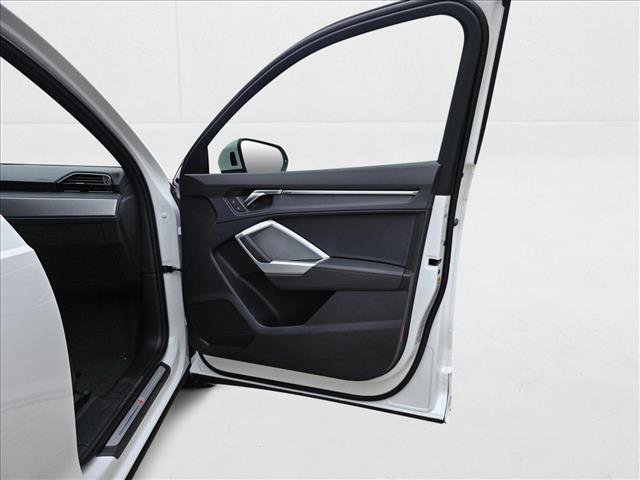 New 2025 Audi Q3 2.0T Premium w/ Convenience Package image 11