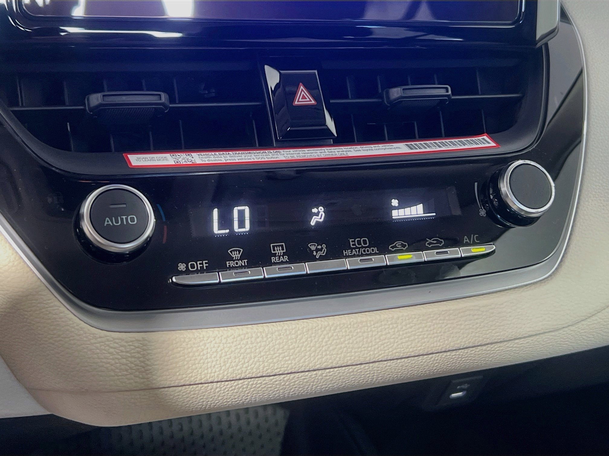 Used 2025 Toyota Corolla LE FWD image 25